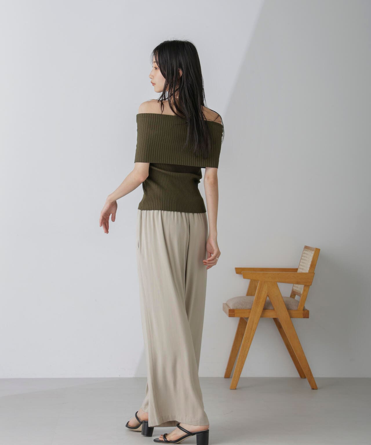 オフショルダーリブニットトップス 6734222305