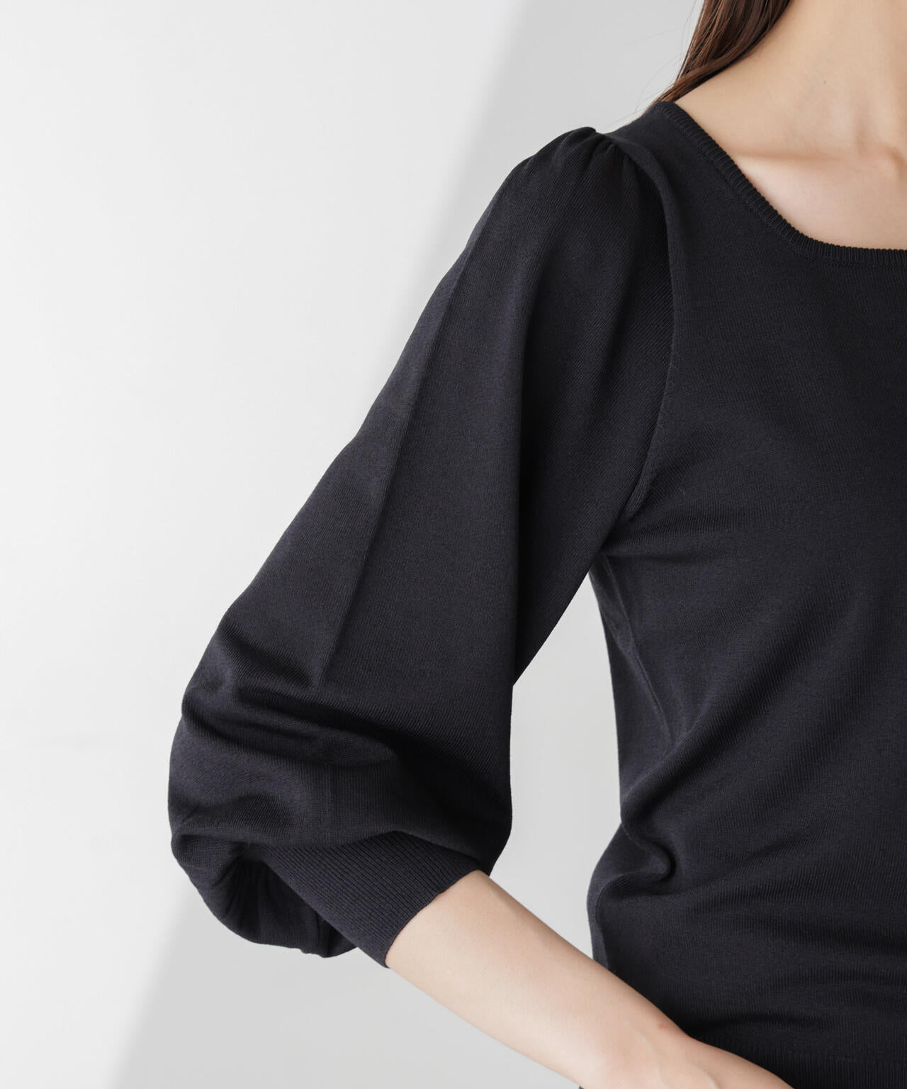 ボリュームスリーブスクエアネックニット 6734222312