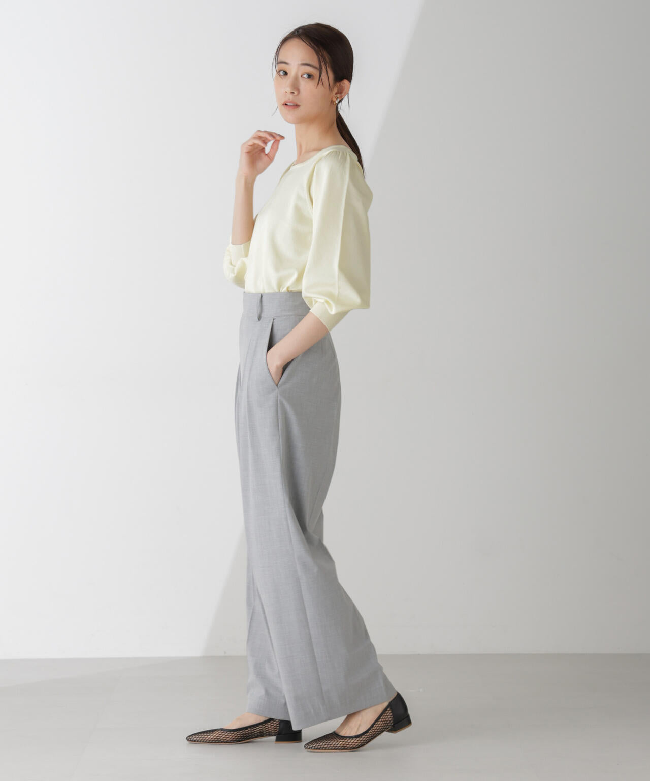 ボリュームスリーブスクエアネックニット 6734222312