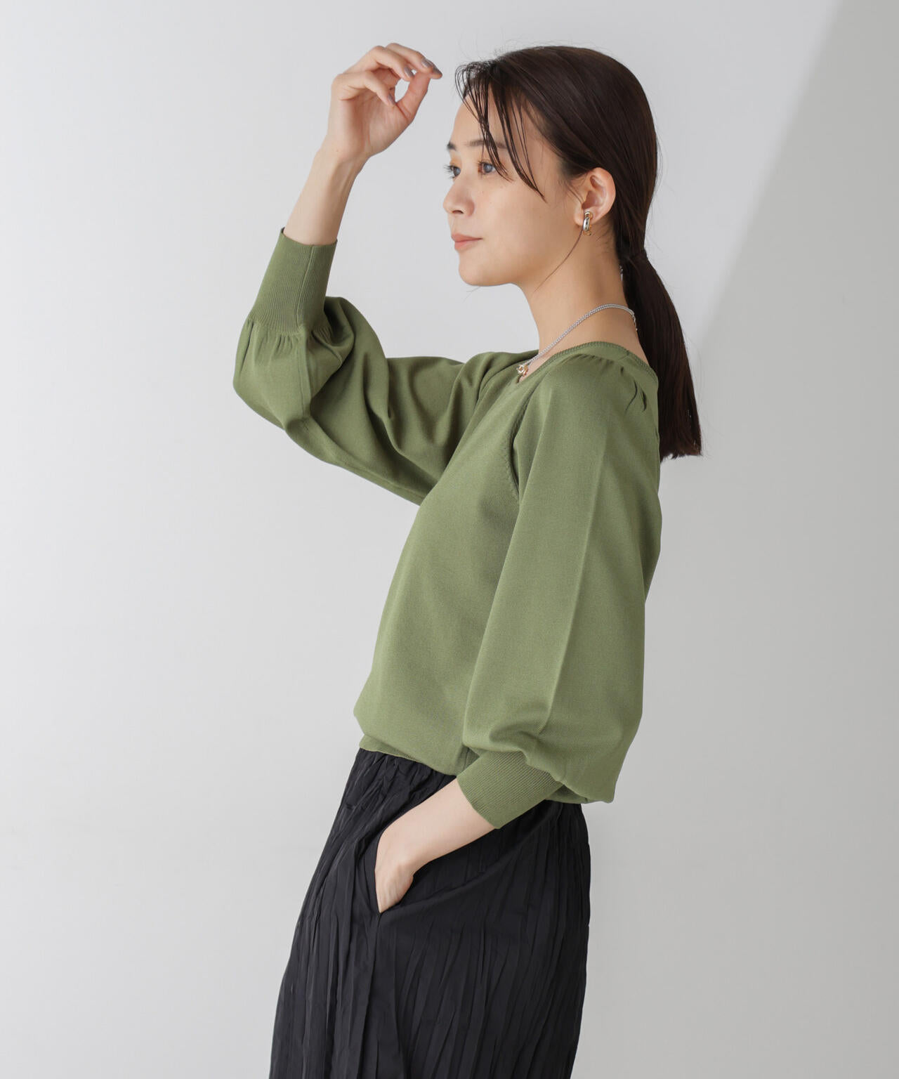 ボリュームスリーブスクエアネックニット 6734222312