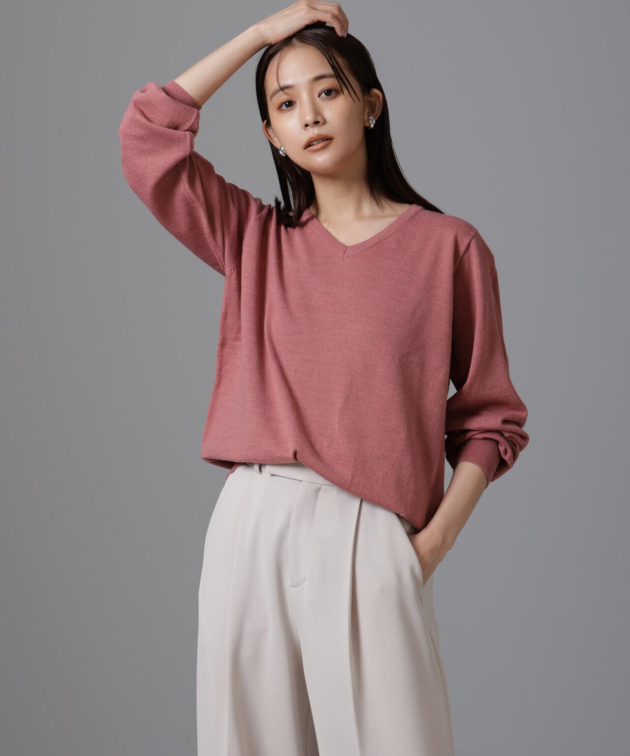 静電気防止 Vネックプルオーバーニット 6734222332