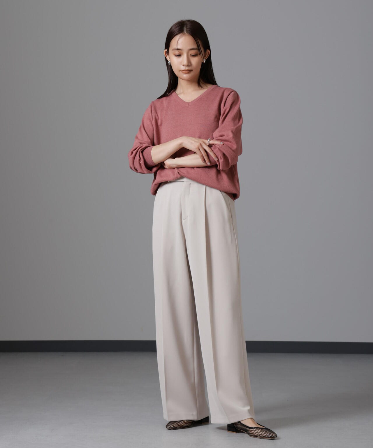 静電気防止 Vネックプルオーバーニット 6734222332