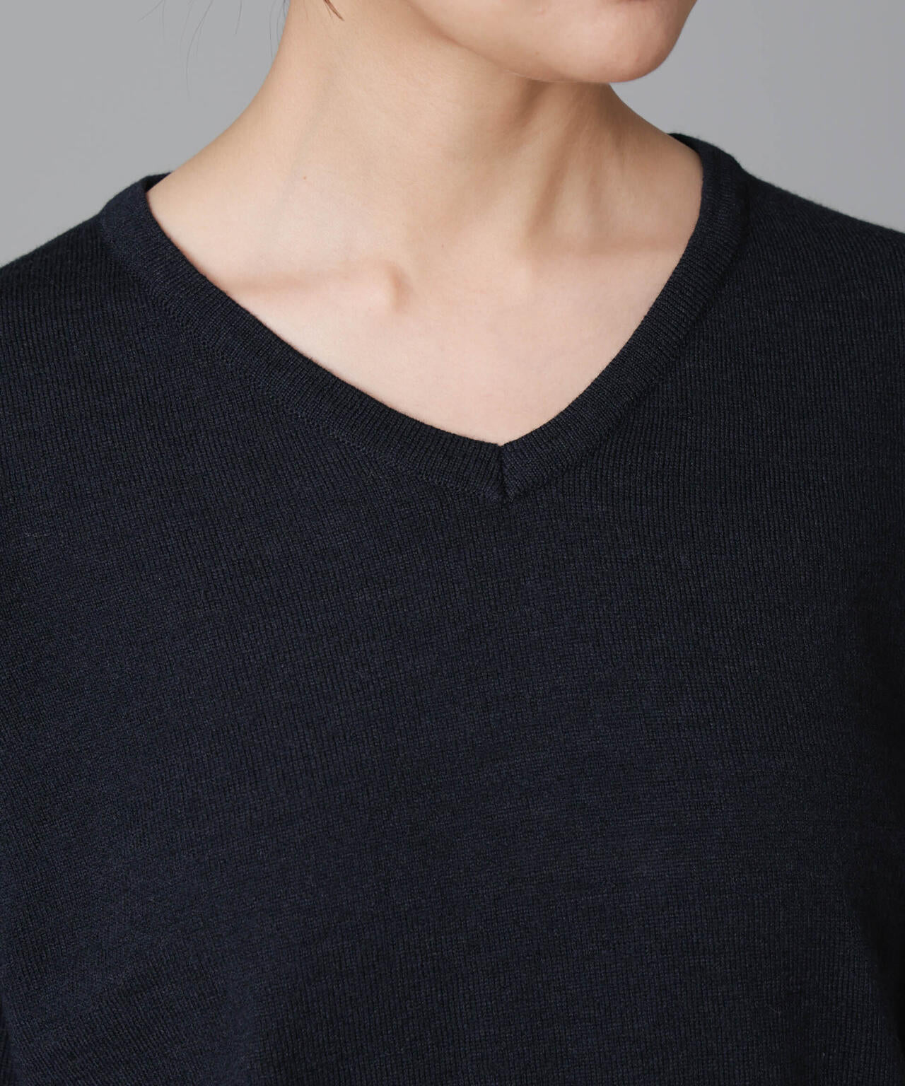 静電気防止 Vネックプルオーバーニット 6734222332