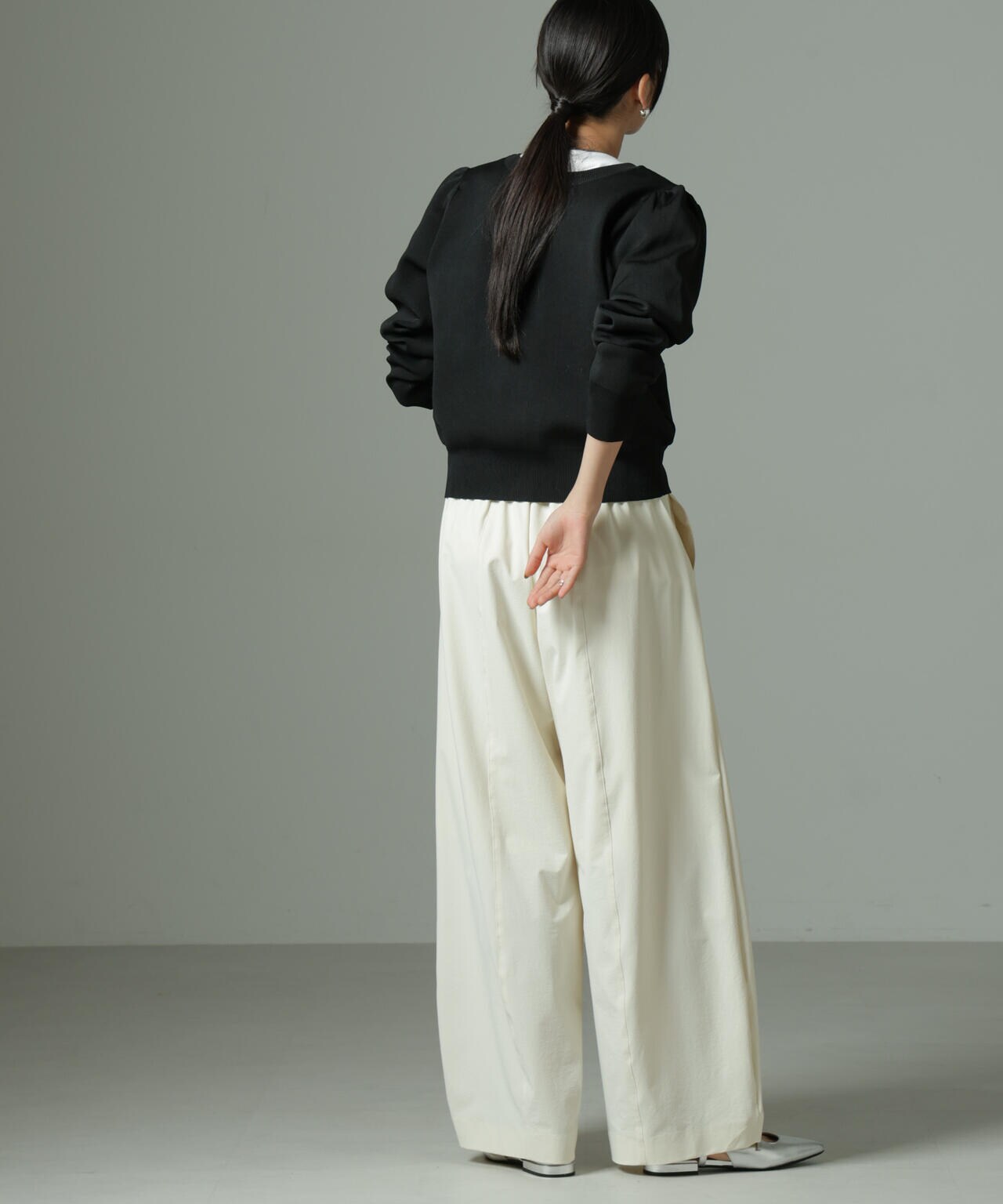 WEB限定/ライトスポンディッシュパールボタンカーディガン 6734222360