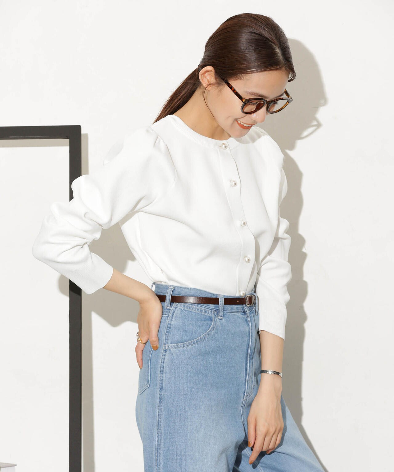 WEB限定/ライトスポンディッシュパールボタンカーディガン 6734222360