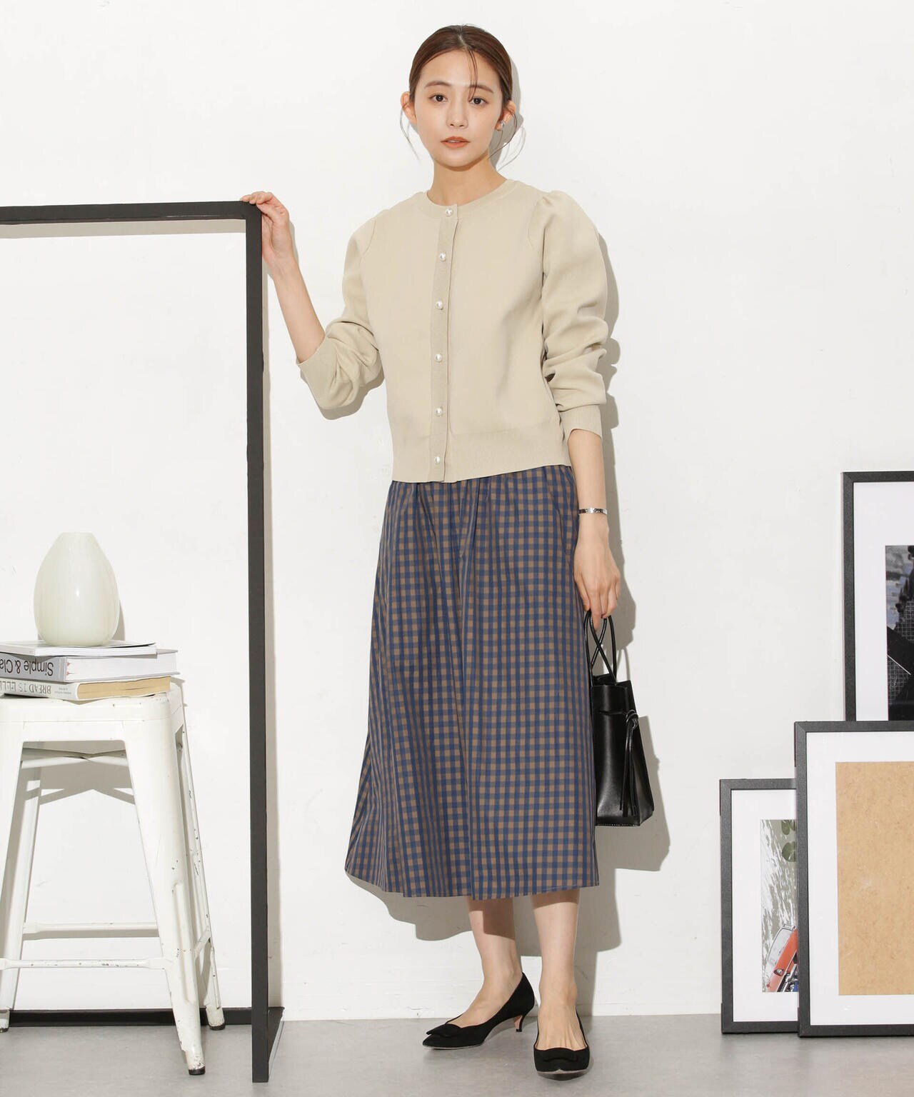 WEB限定/ライトスポンディッシュパールボタンカーディガン 6734222360