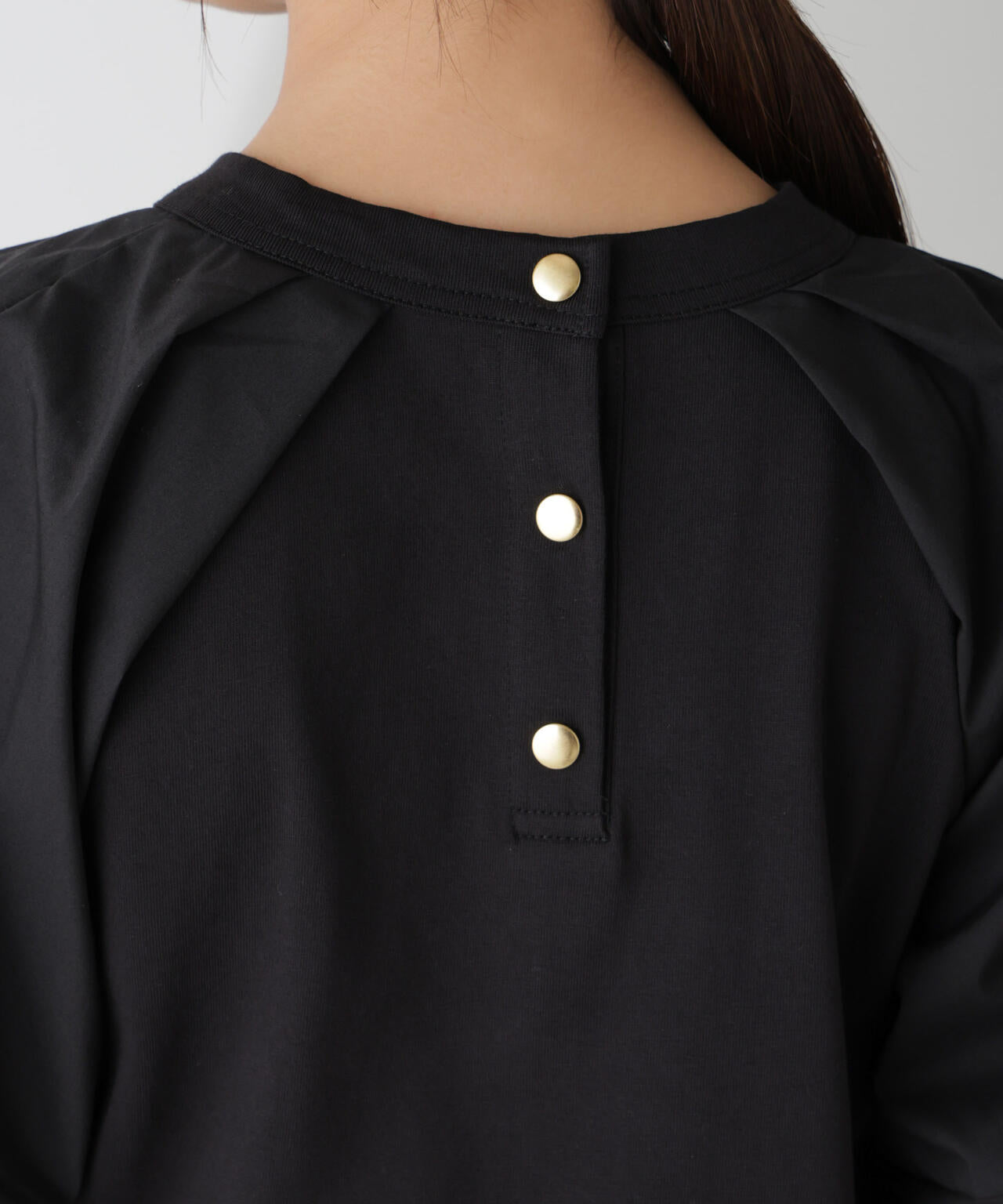 布帛タックスリーブカットプルオーバー 6734223301