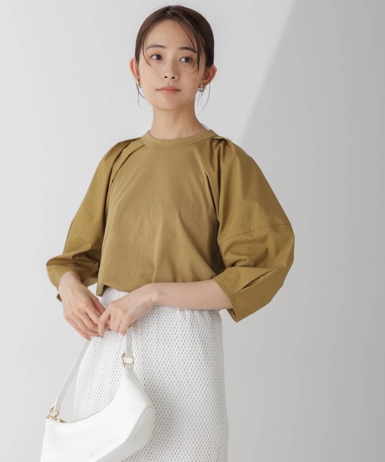 布帛タックスリーブカットプルオーバー 6734223301