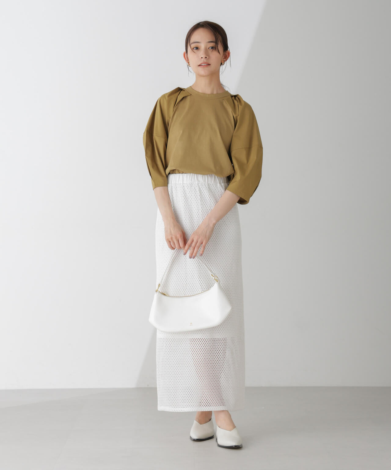 布帛タックスリーブカットプルオーバー 6734223301