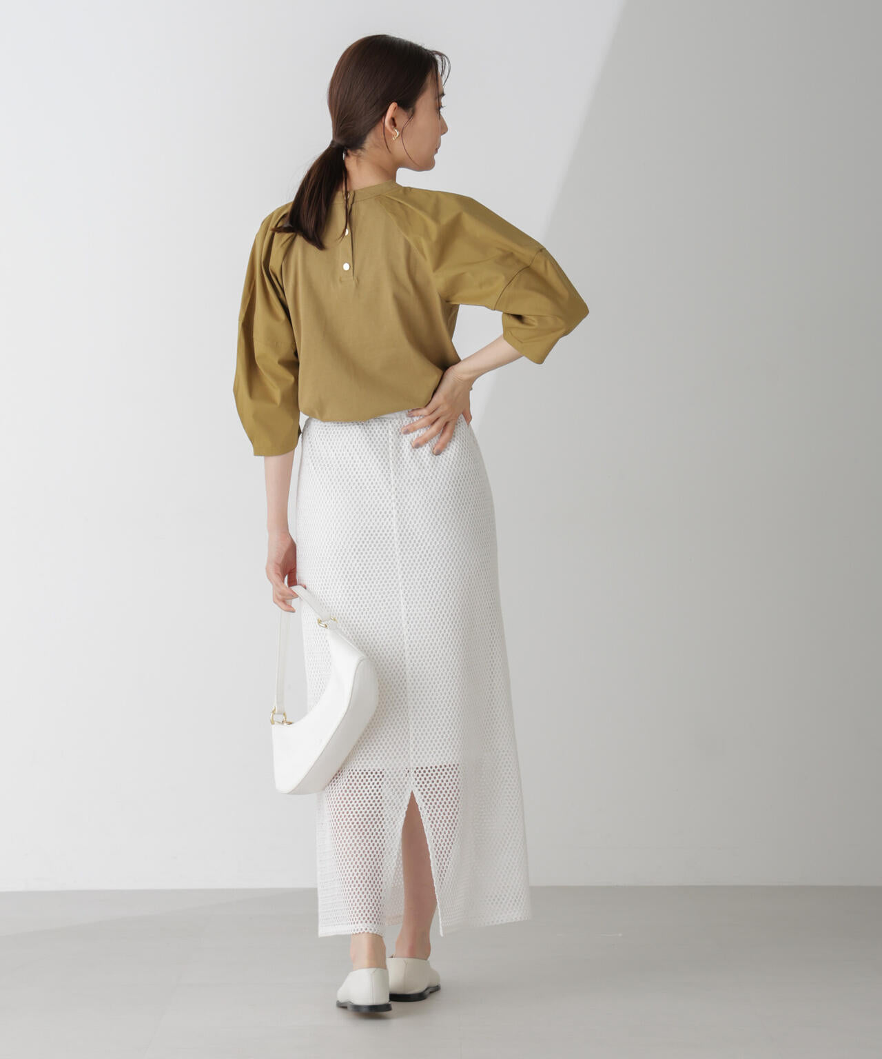 布帛タックスリーブカットプルオーバー 6734223301