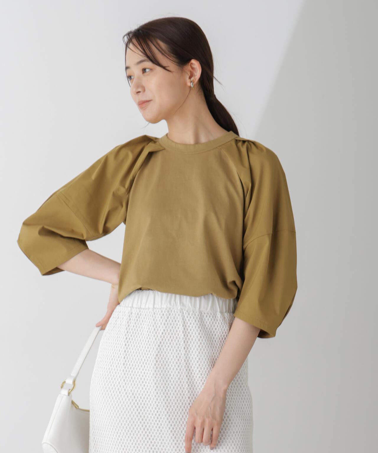 布帛タックスリーブカットプルオーバー 6734223301