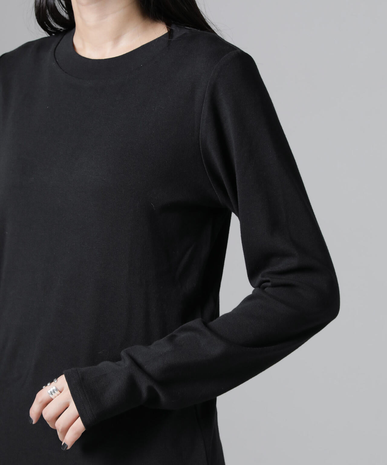 ジンジャー吸湿発熱抗菌防臭クルーネックカットソー 6734223321