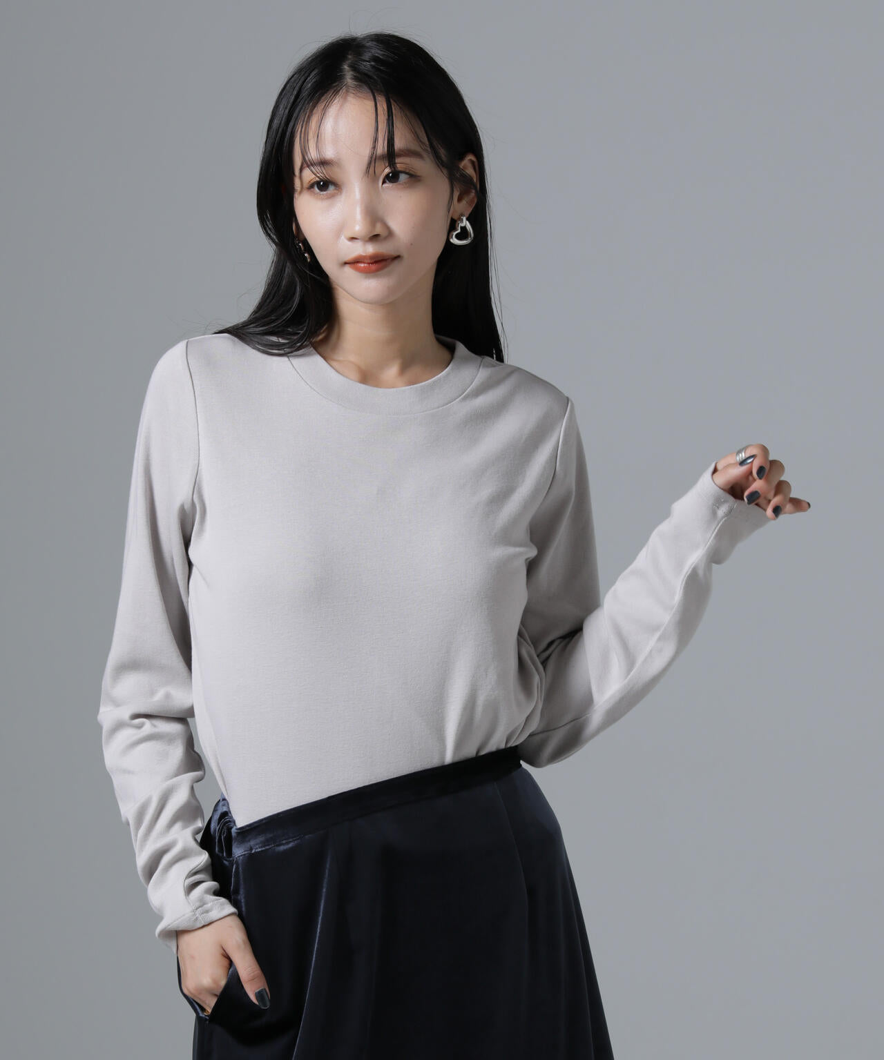 ジンジャー吸湿発熱抗菌防臭クルーネックカットソー 6734223321