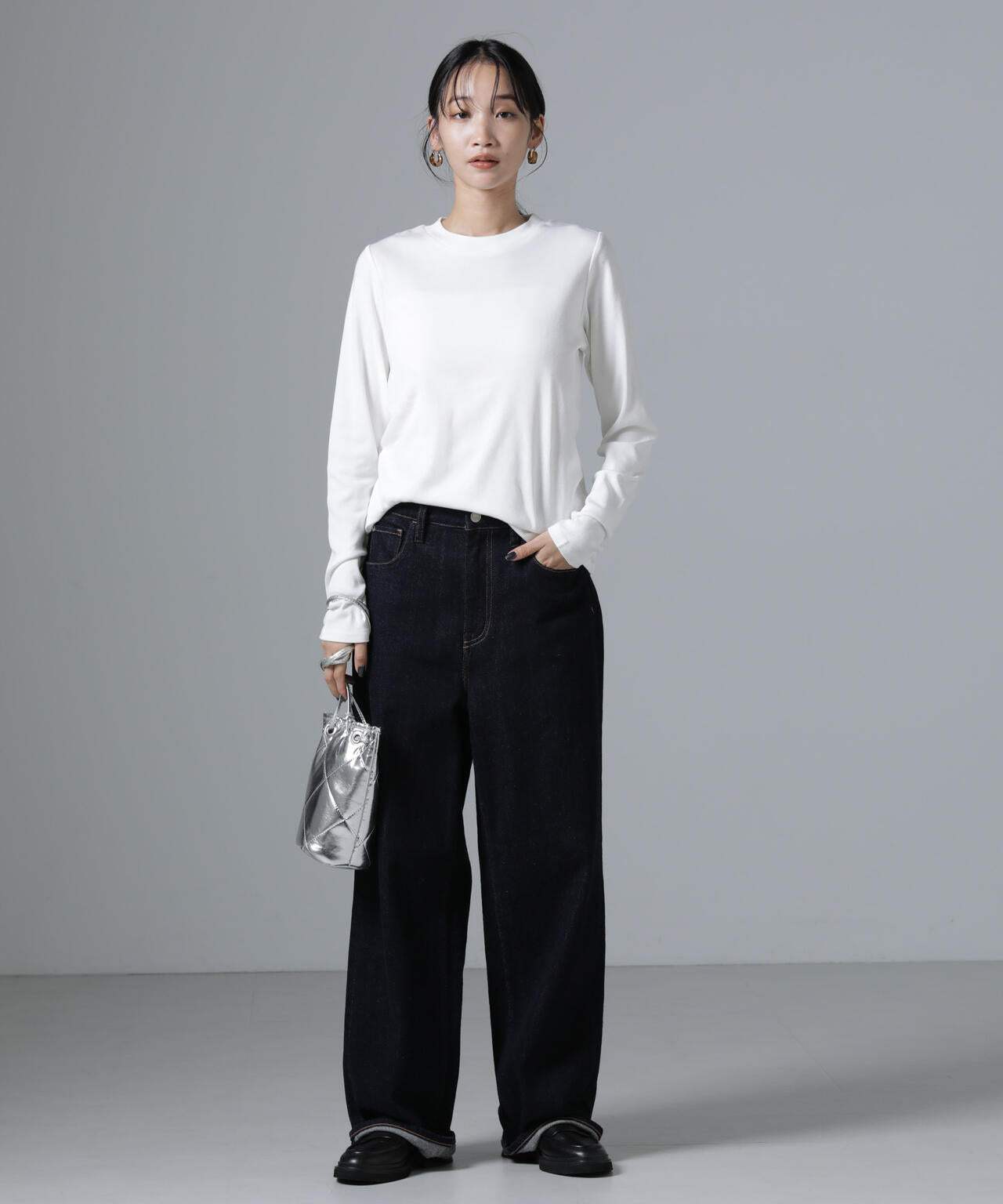 ジンジャー吸湿発熱抗菌防臭クルーネックカットソー 6734223321