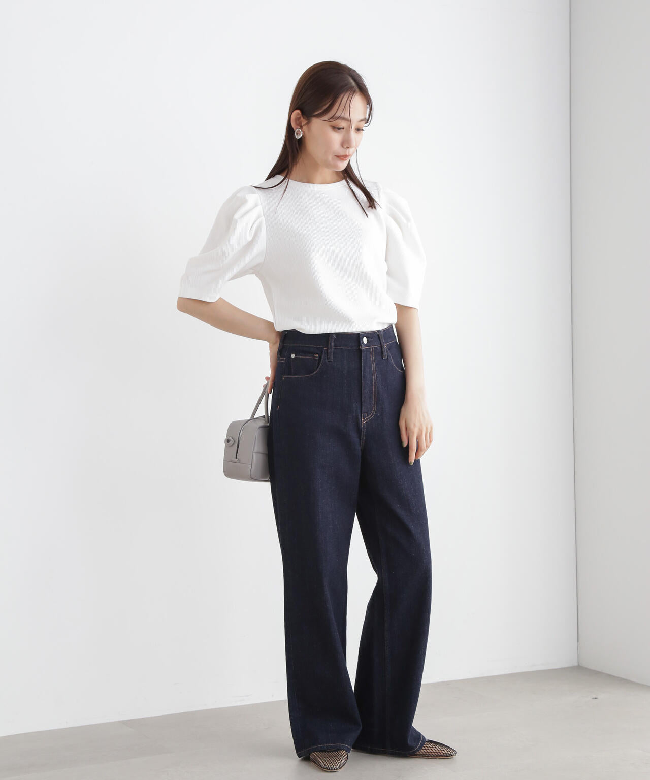 ショルダーギャザーデザイントップス 6734224300