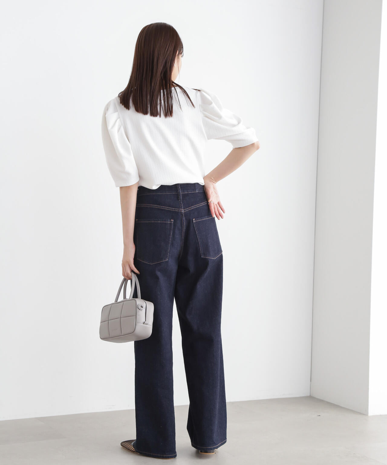 ショルダーギャザーデザイントップス 6734224300