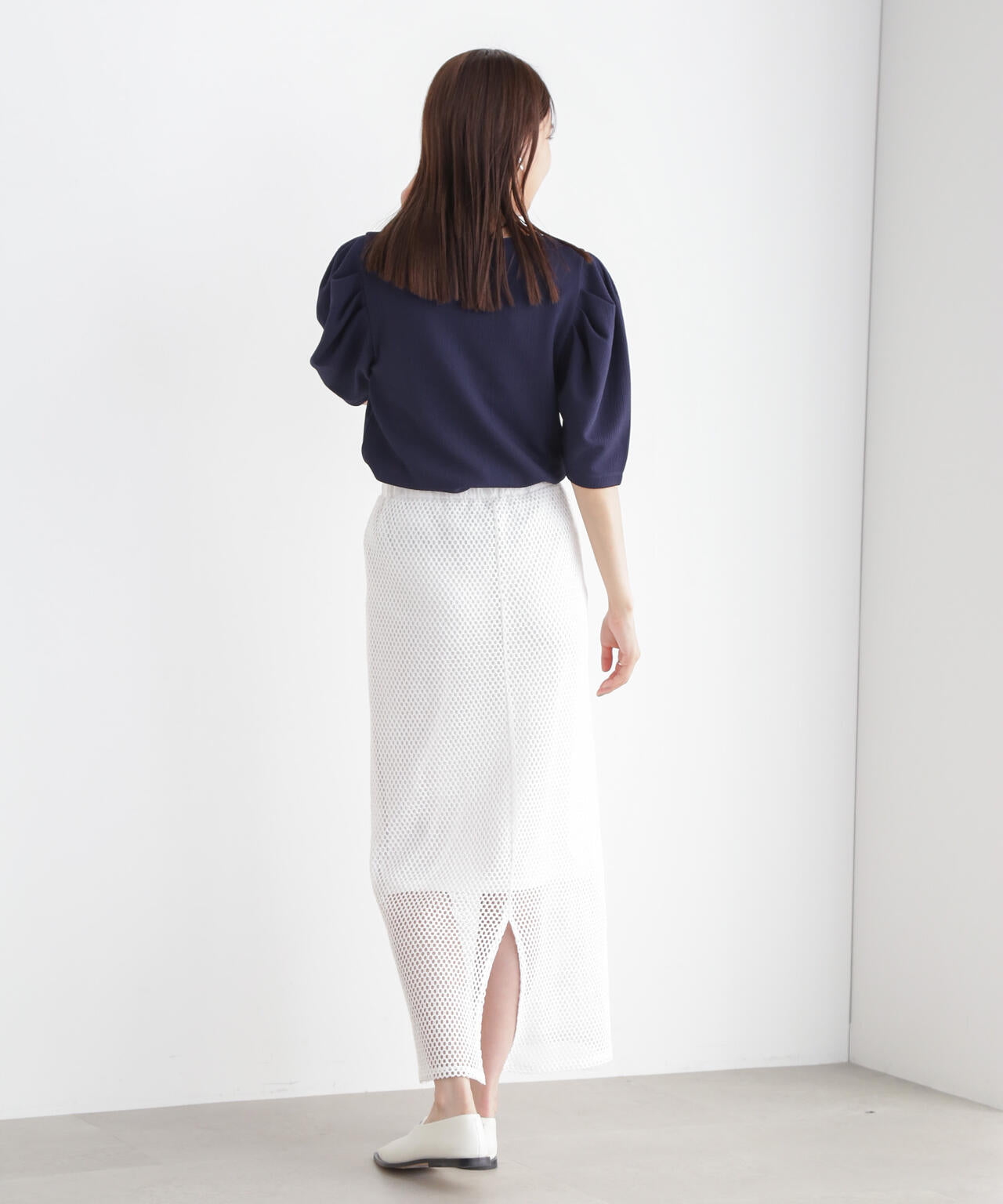 ショルダーギャザーデザイントップス 6734224300