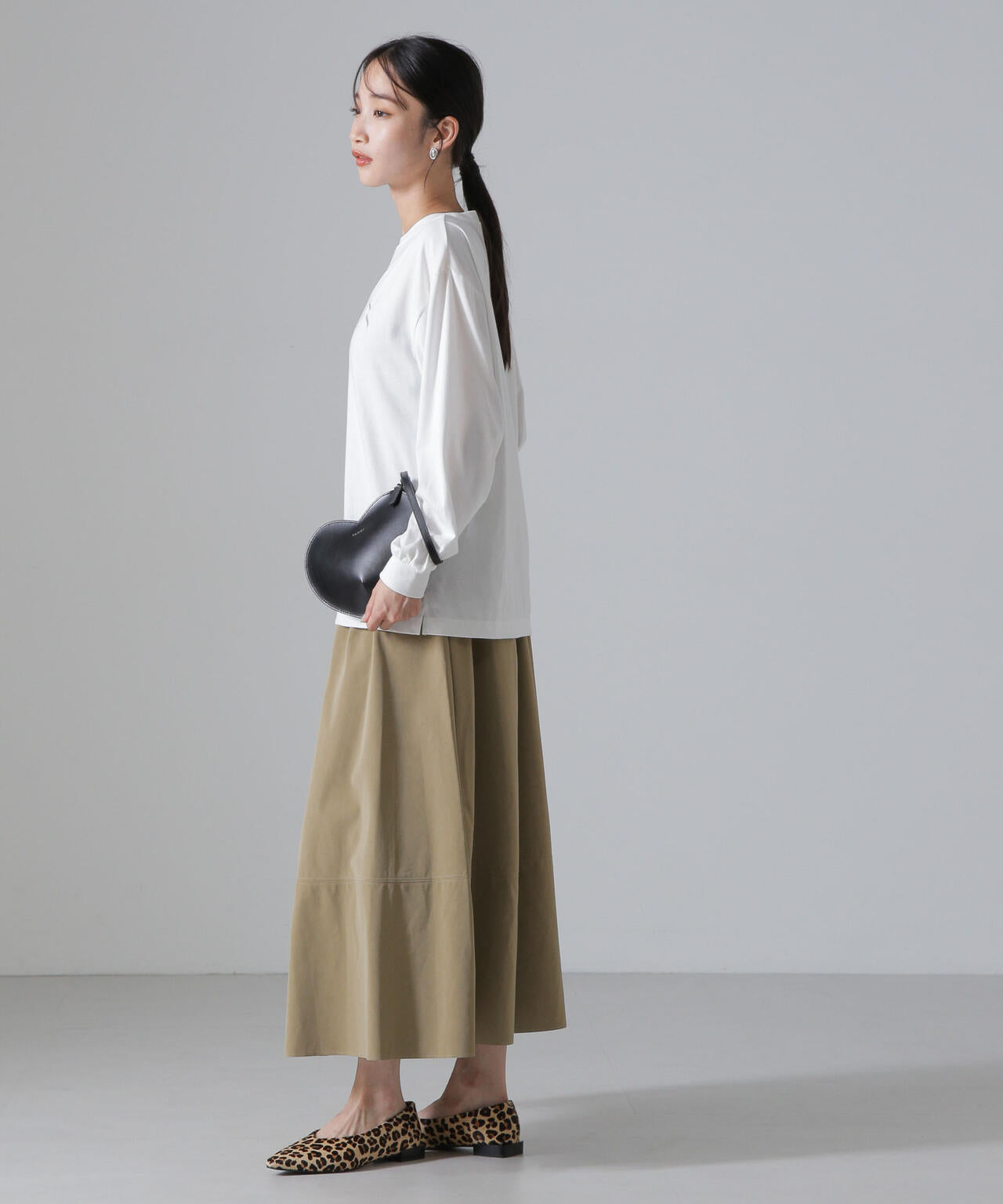 ピーチフェイクレザーボリュームスカート(セットアップ可) 6734230310