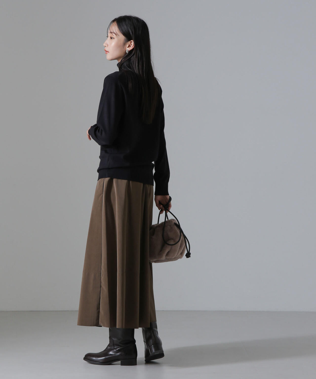 ピーチフェイクレザーボリュームスカート(セットアップ可) 6734230310