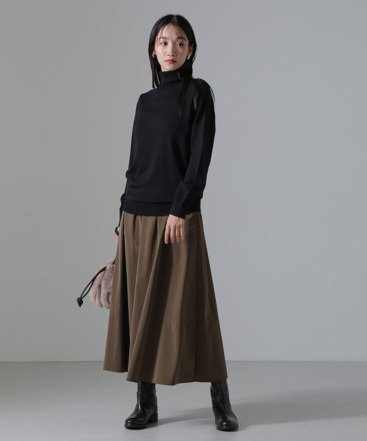 ピーチフェイクレザーボリュームスカート(セットアップ可) 6734230310