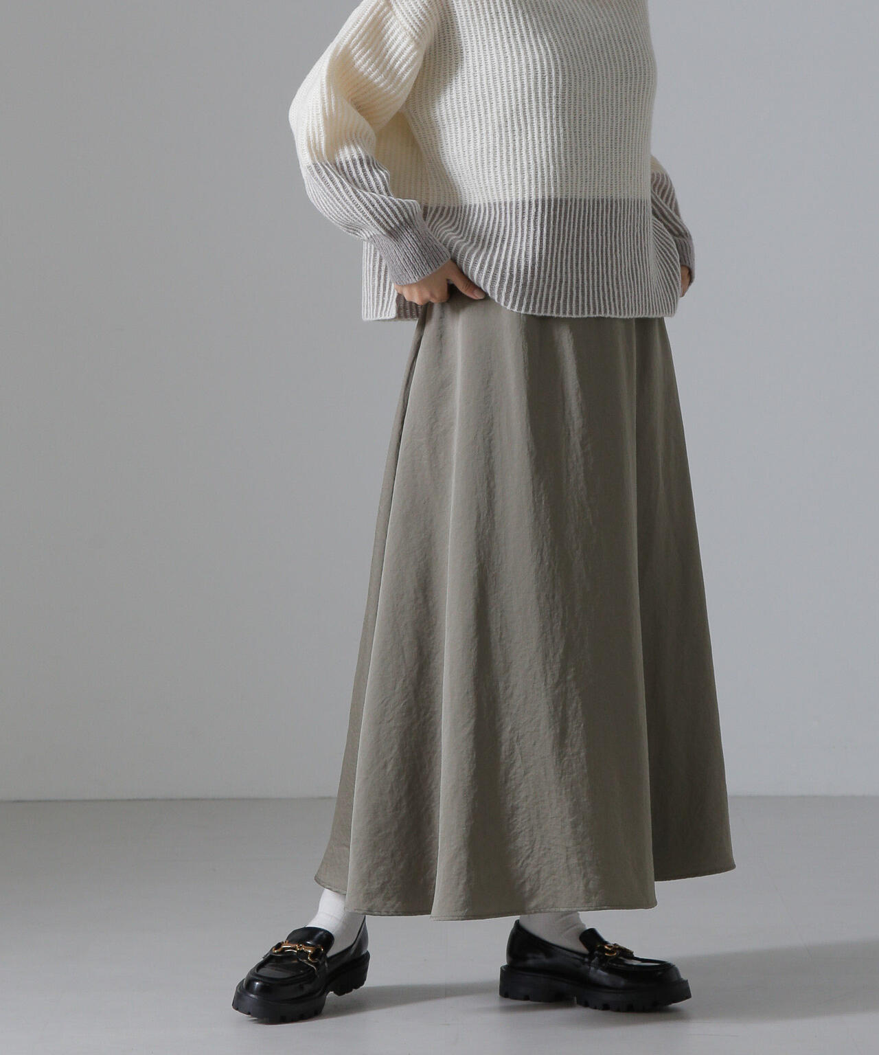 ヴィンテージサテンフレアロングスカート(セットアップ可) 6734230312