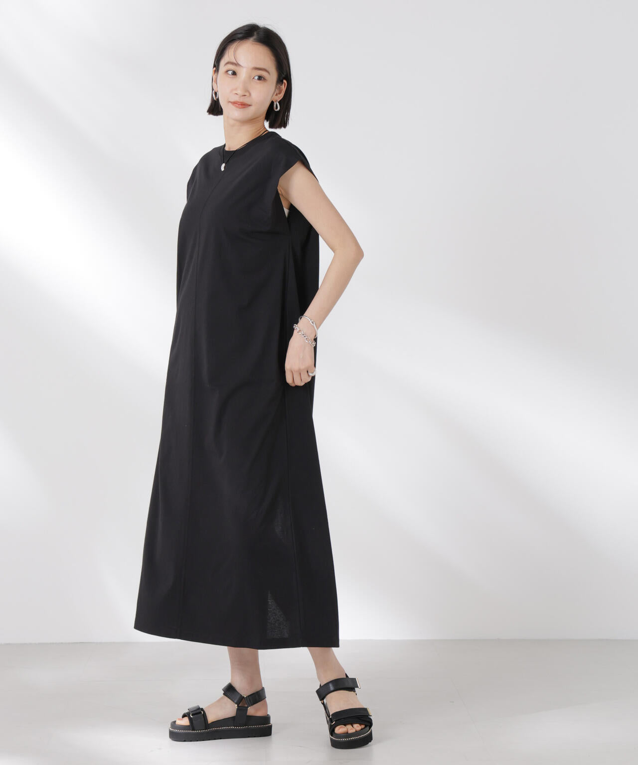 STORATECH 機能素材タックスリーブカットワンピース 6735119331