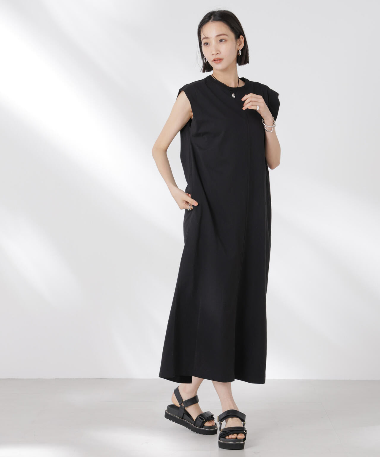 STORATECH 機能素材タックスリーブカットワンピース 6735119331