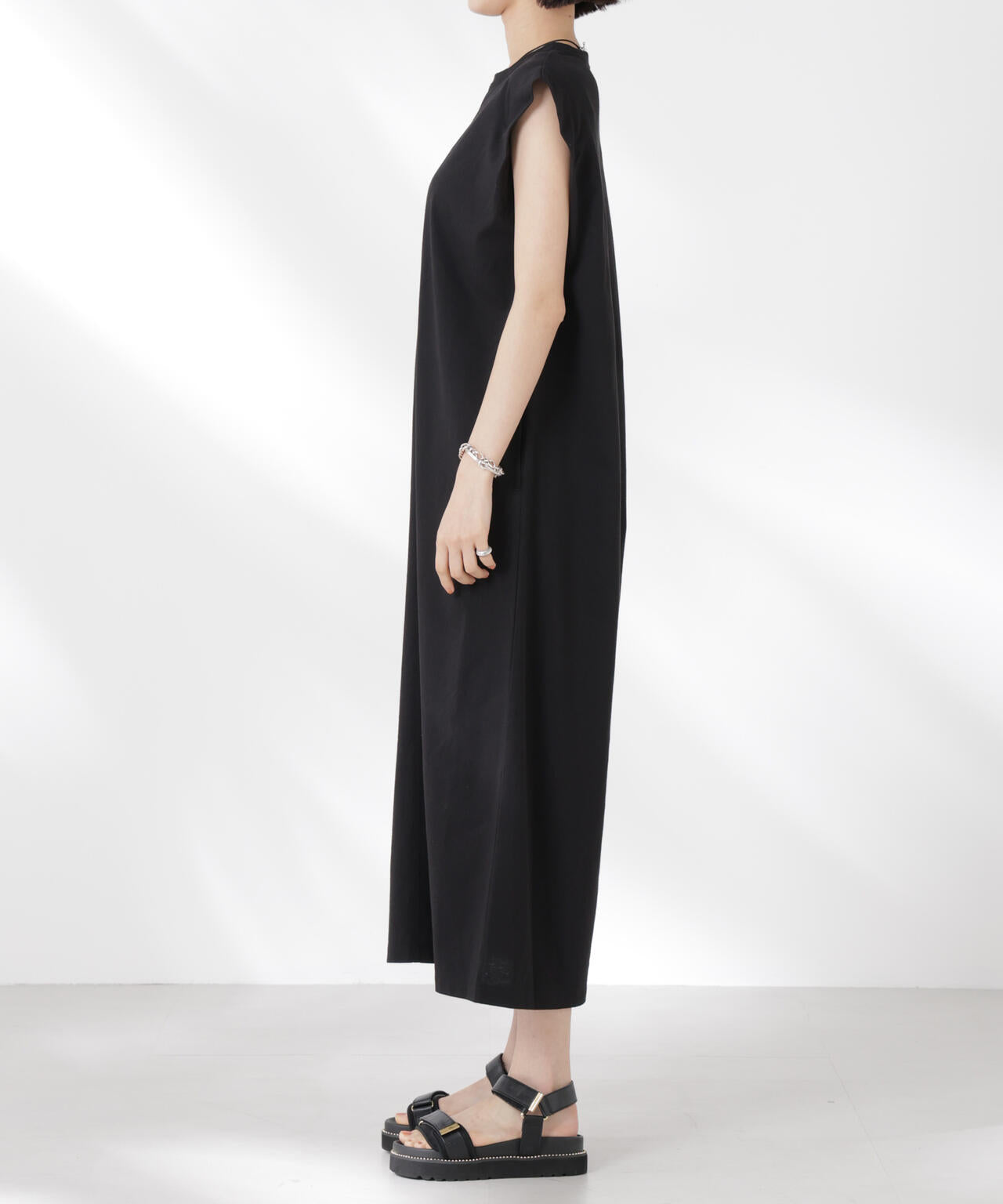 STORATECH 機能素材タックスリーブカットワンピース 6735119331