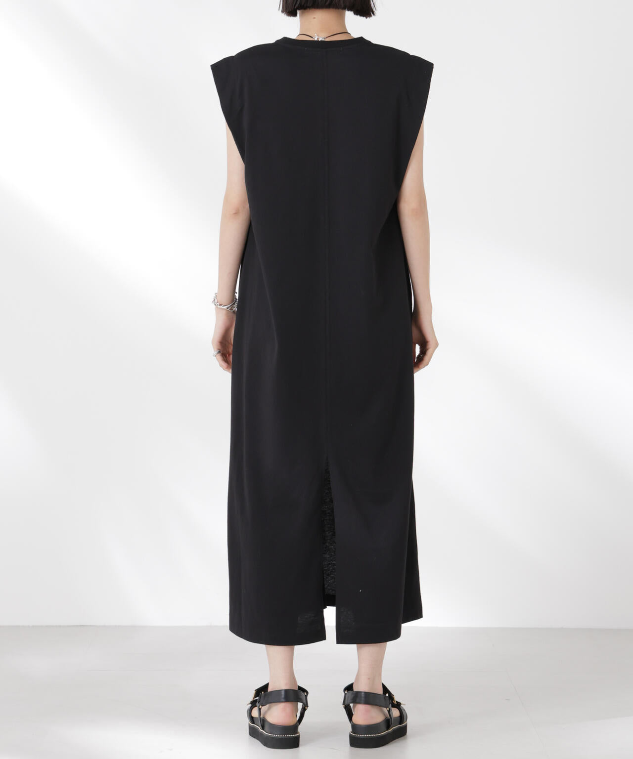 STORATECH 機能素材タックスリーブカットワンピース 6735119331