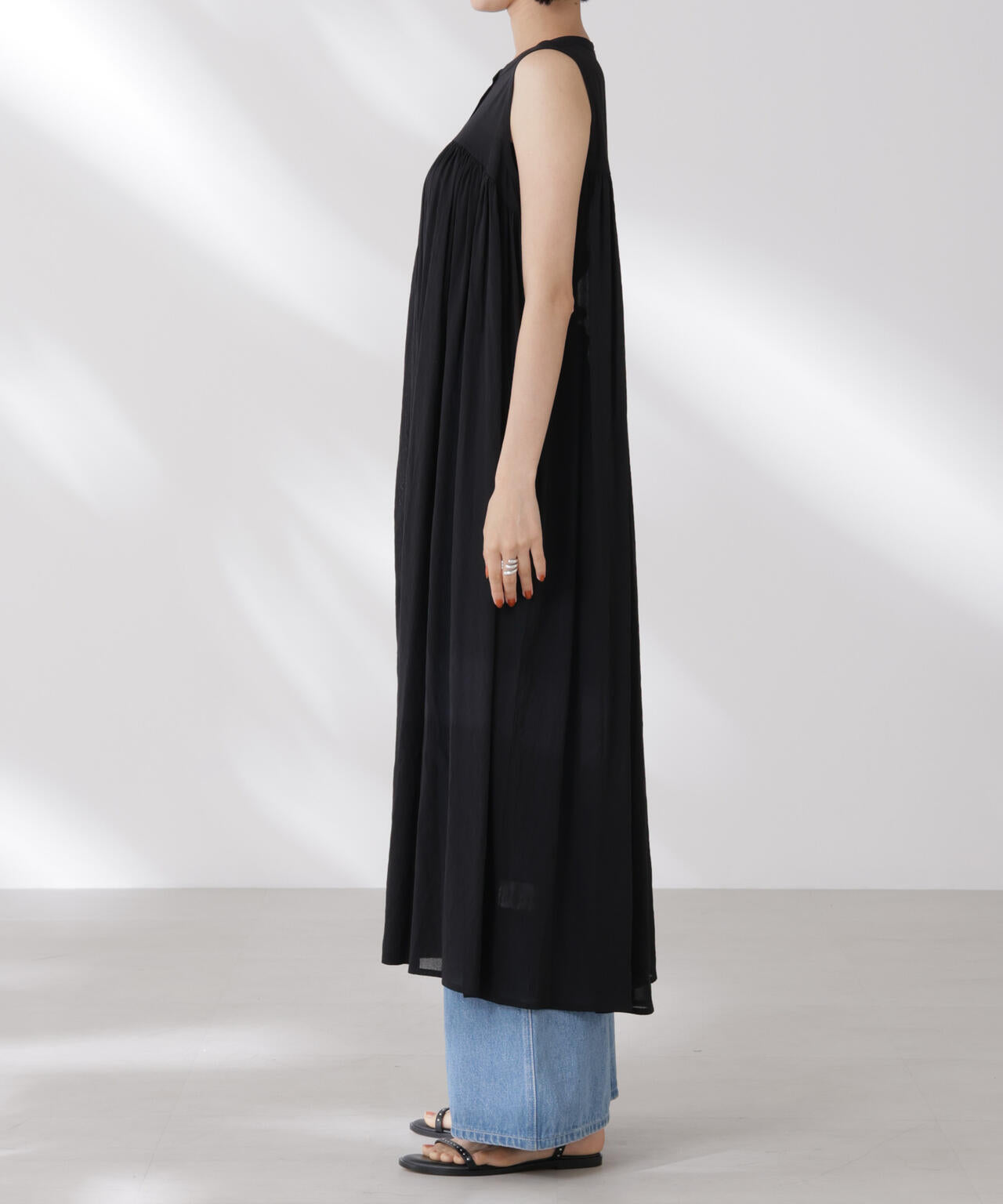 ギャザー切り替えノースリーブシアーワンピース 6735119342