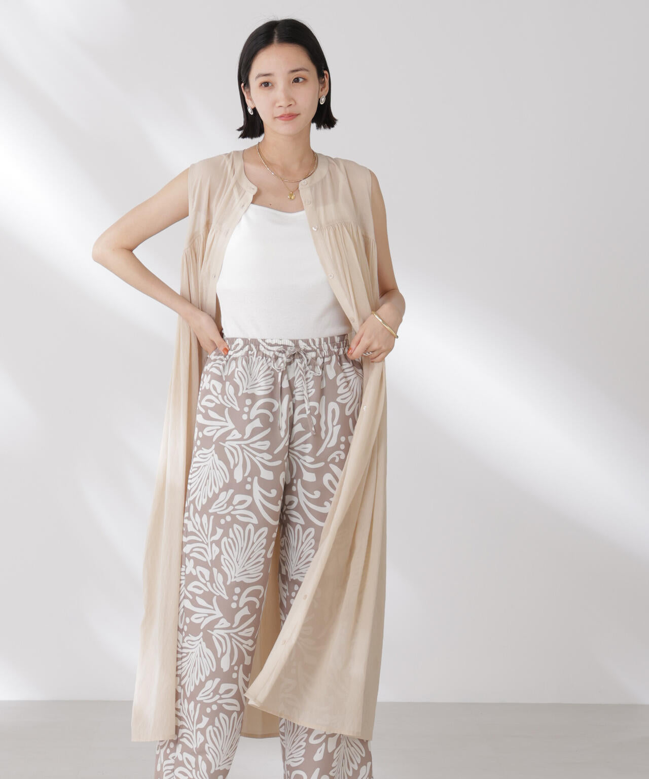 ギャザー切り替えノースリーブシアーワンピース 6735119342