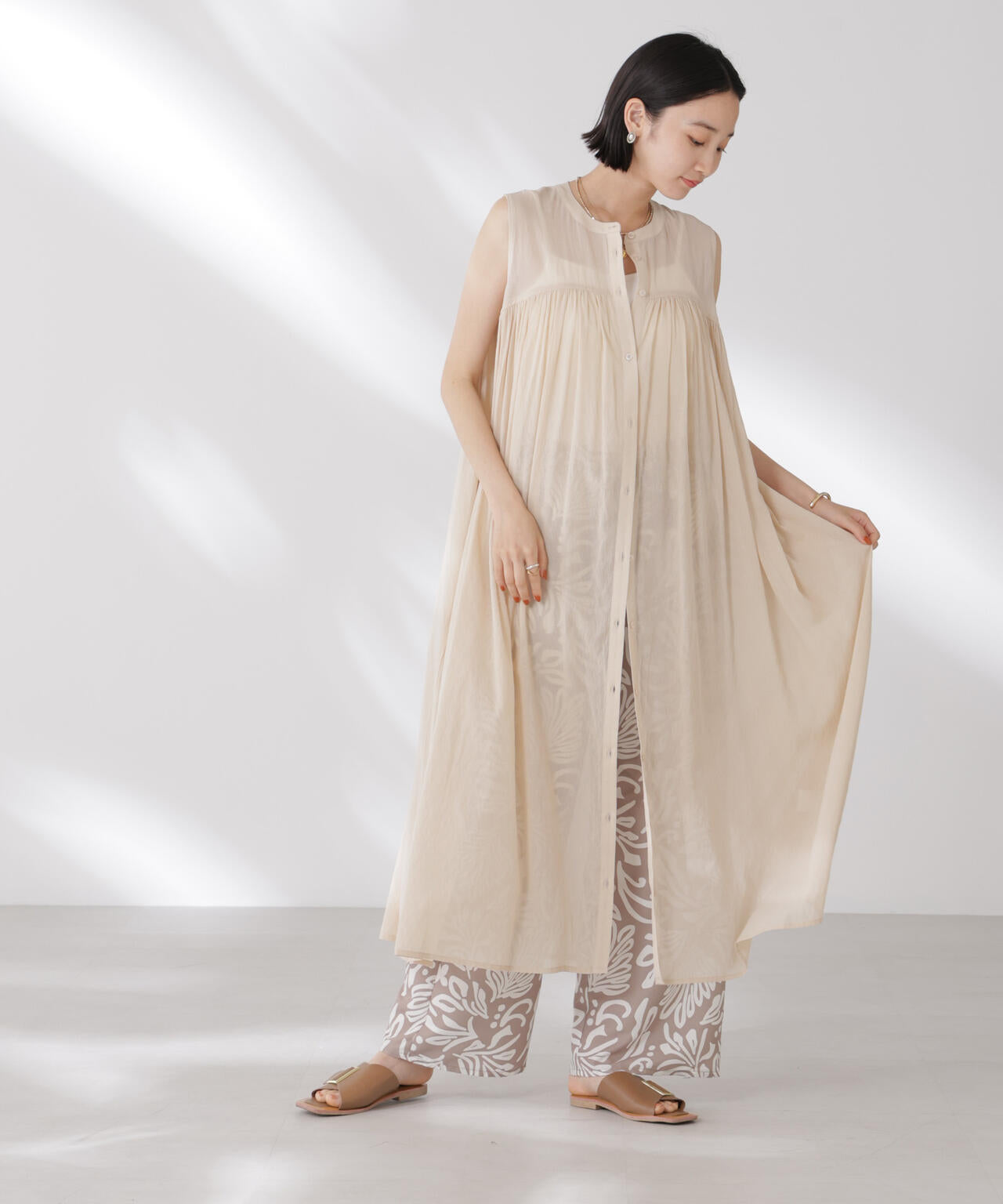 ギャザー切り替えノースリーブシアーワンピース 6735119342