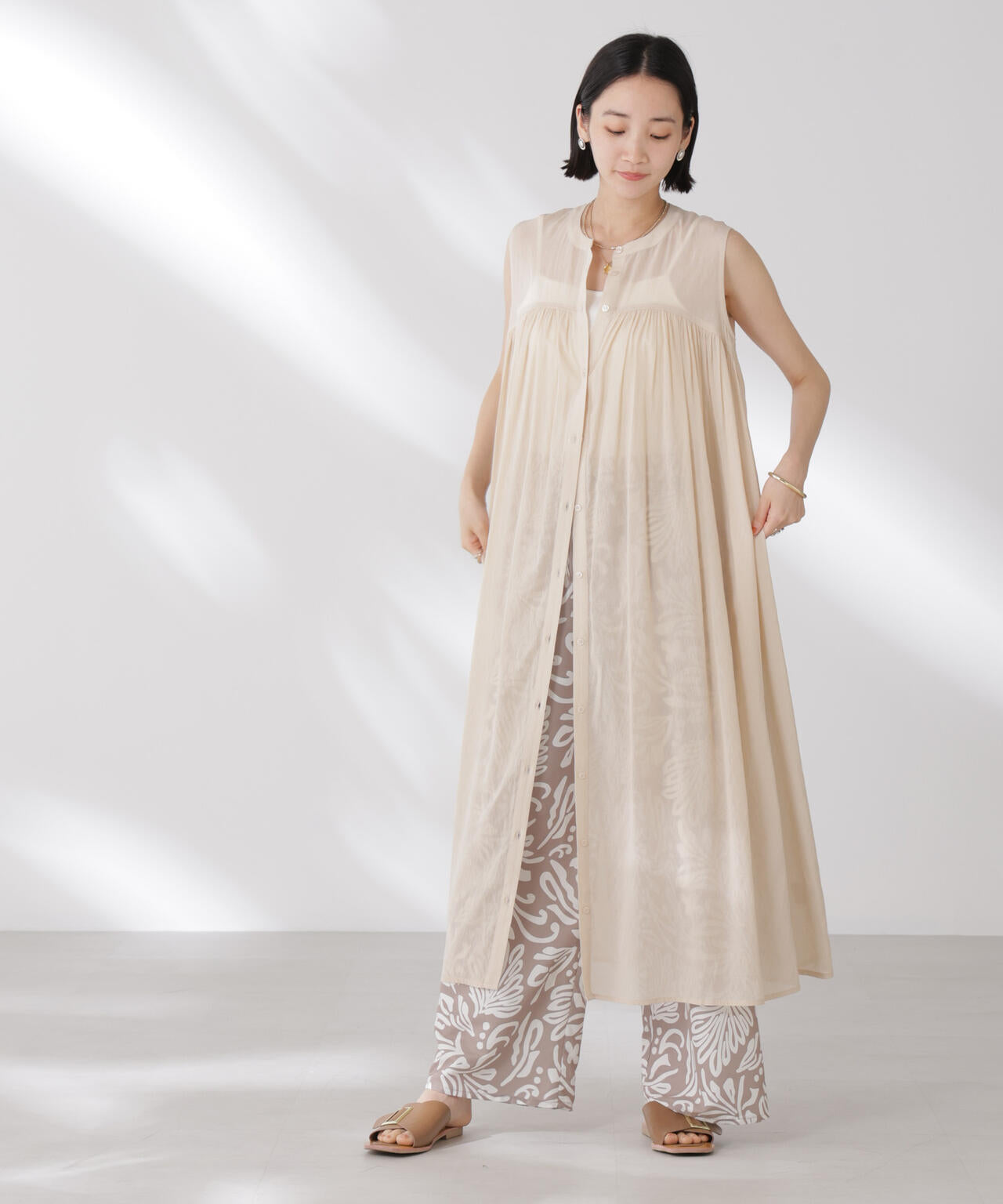 ギャザー切り替えノースリーブシアーワンピース 6735119342