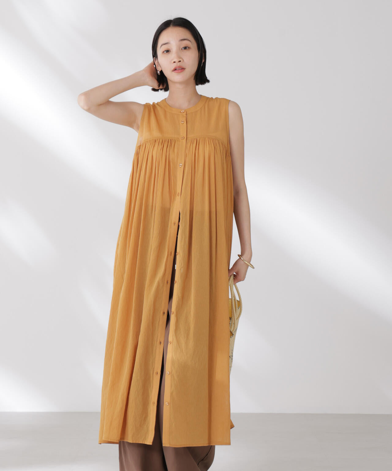 ギャザー切り替えノースリーブシアーワンピース 6735119342