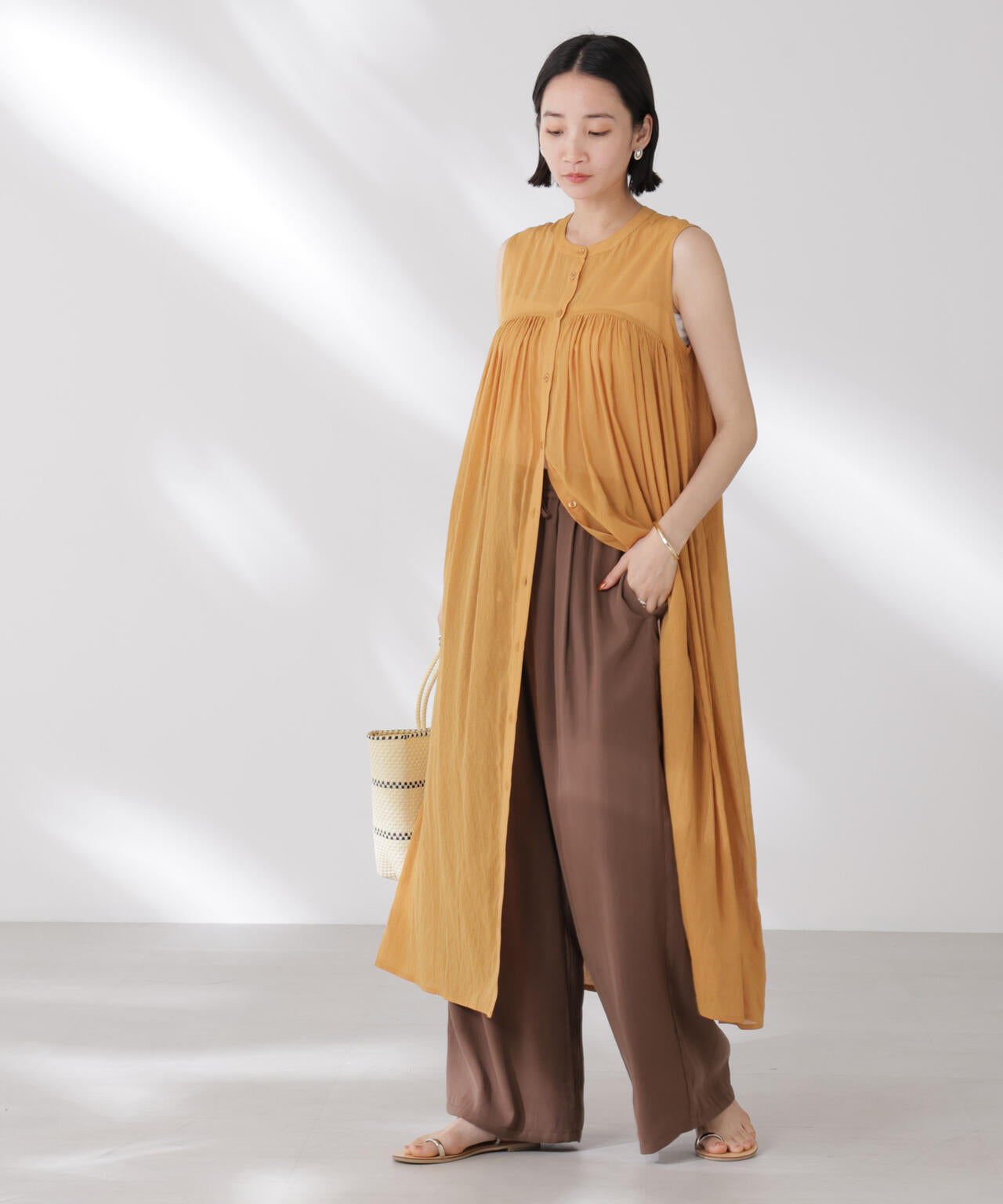 ギャザー切り替えノースリーブシアーワンピース 6735119342