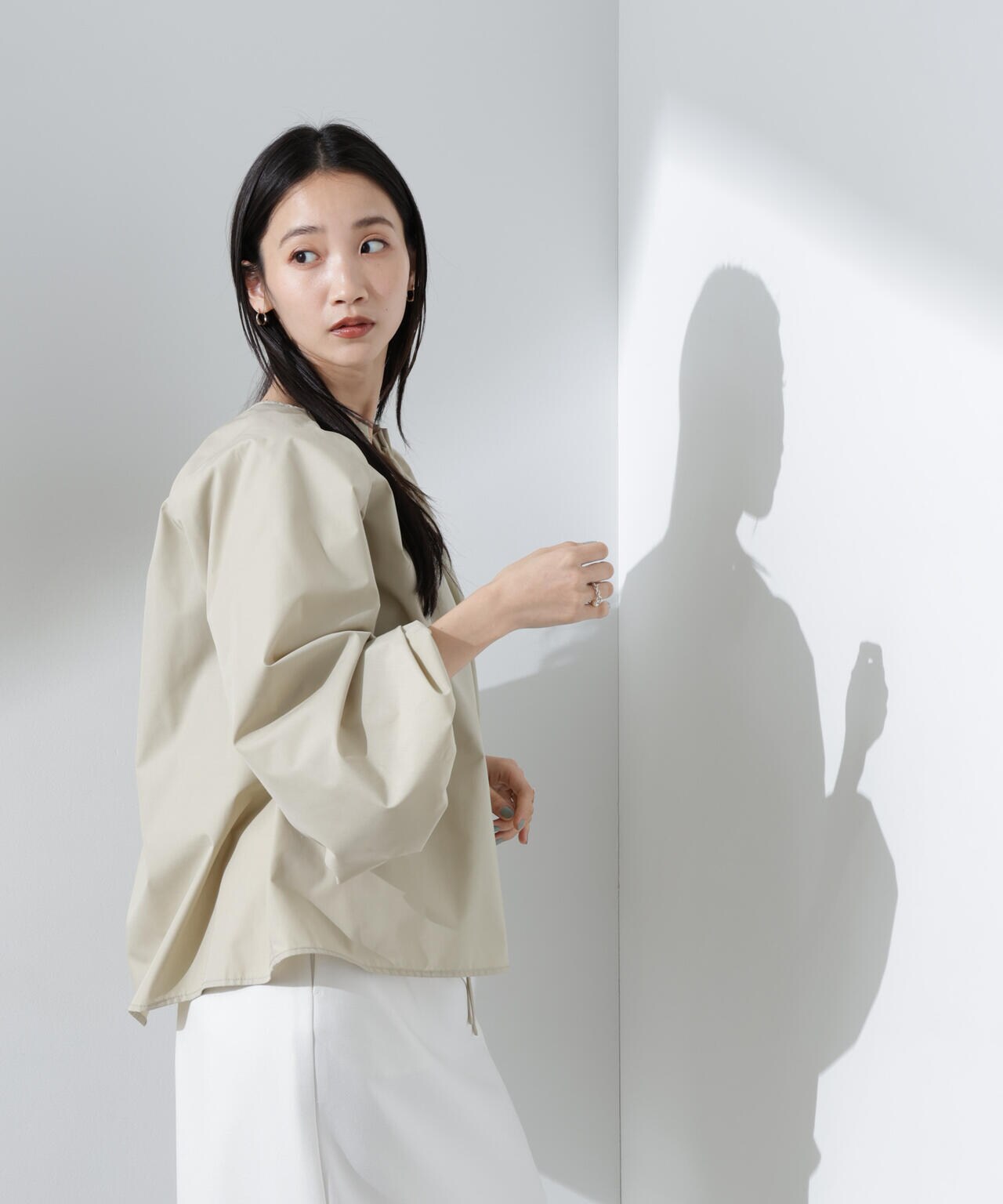 ボリュームスリーブタックブラウス 6735120307