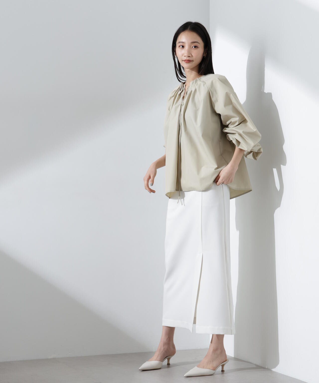 ボリュームスリーブタックブラウス 6735120307