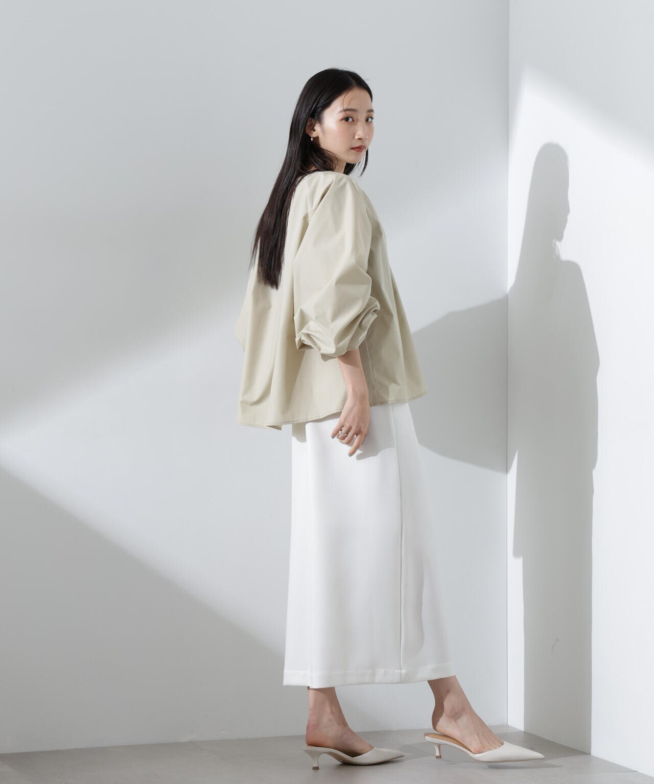 ボリュームスリーブタックブラウス 6735120307