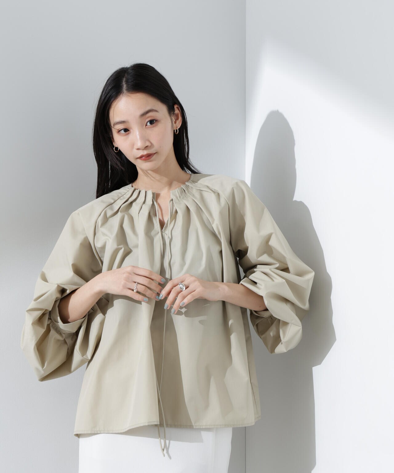 ボリュームスリーブタックブラウス 6735120307