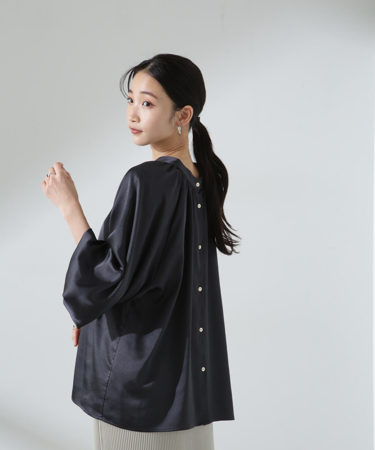前後2WAYサテンドルマンギャザーブラウス(セットアップ可) 6735120308