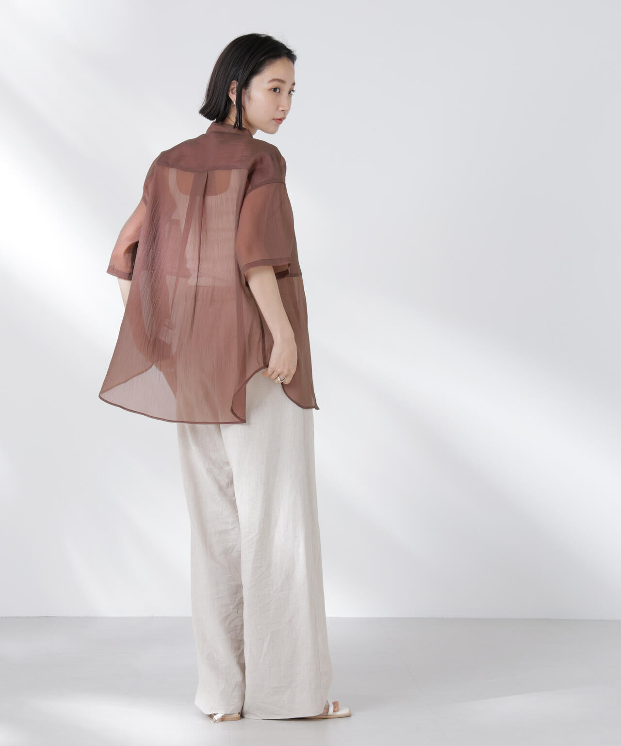 バンドカラーシアー半袖シャツ 6735121321