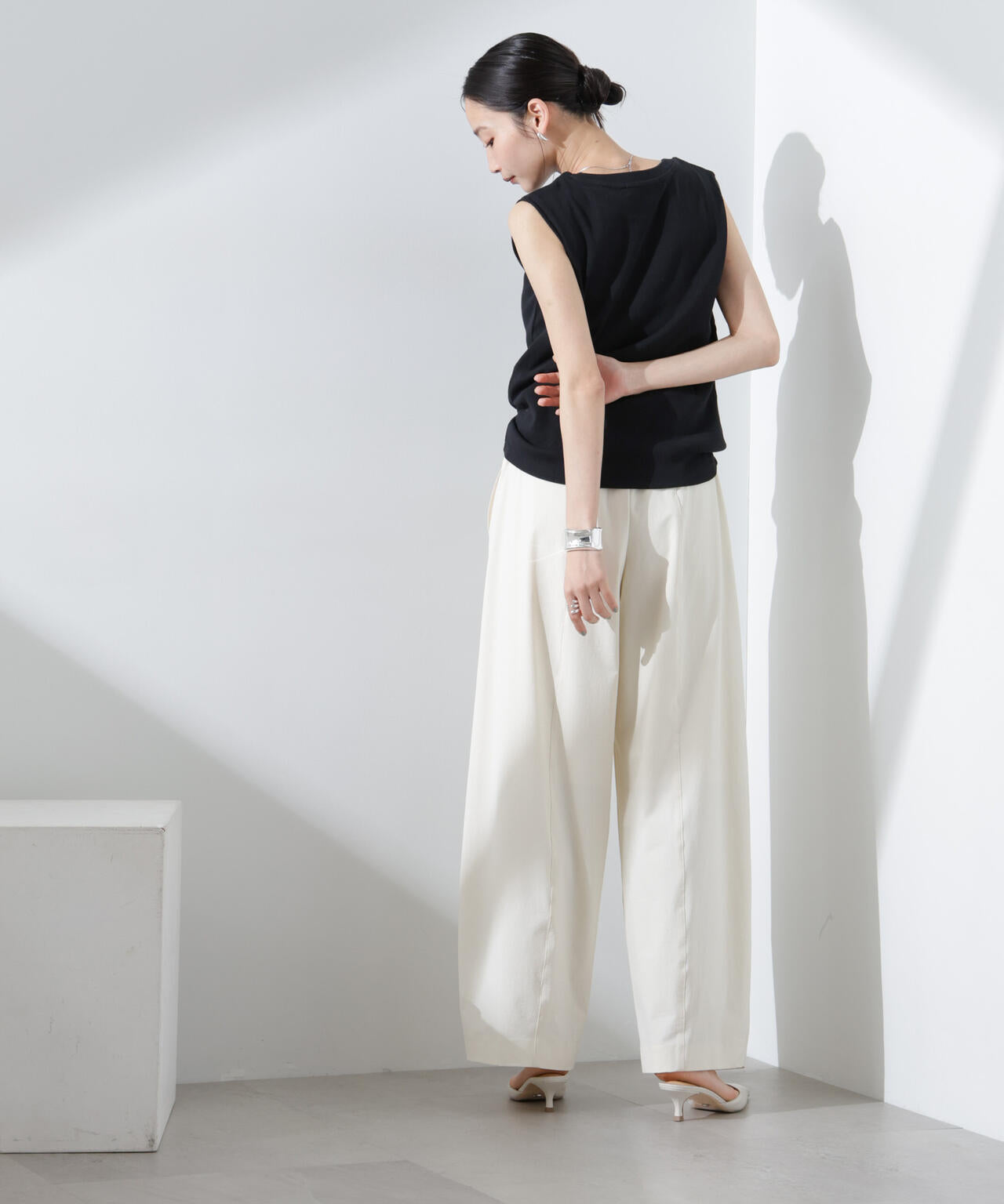 UVカット抗菌防臭吸水速乾イージーケアノースリーブ 6735124303