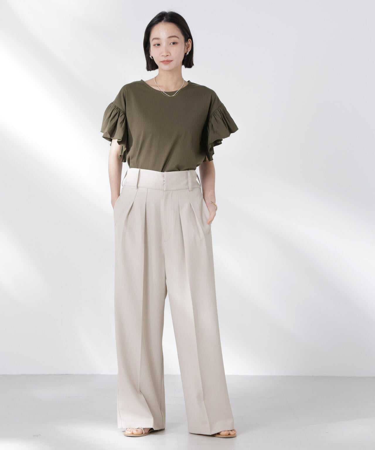 STORATECH 機能素材フレアデザインスリーブトップス 6735124318