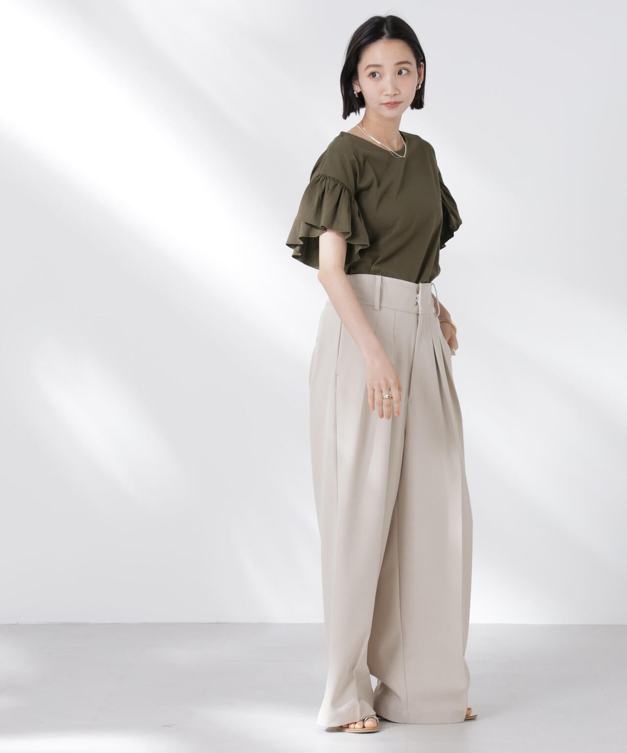 STORATECH 機能素材フレアデザインスリーブトップス 6735124318