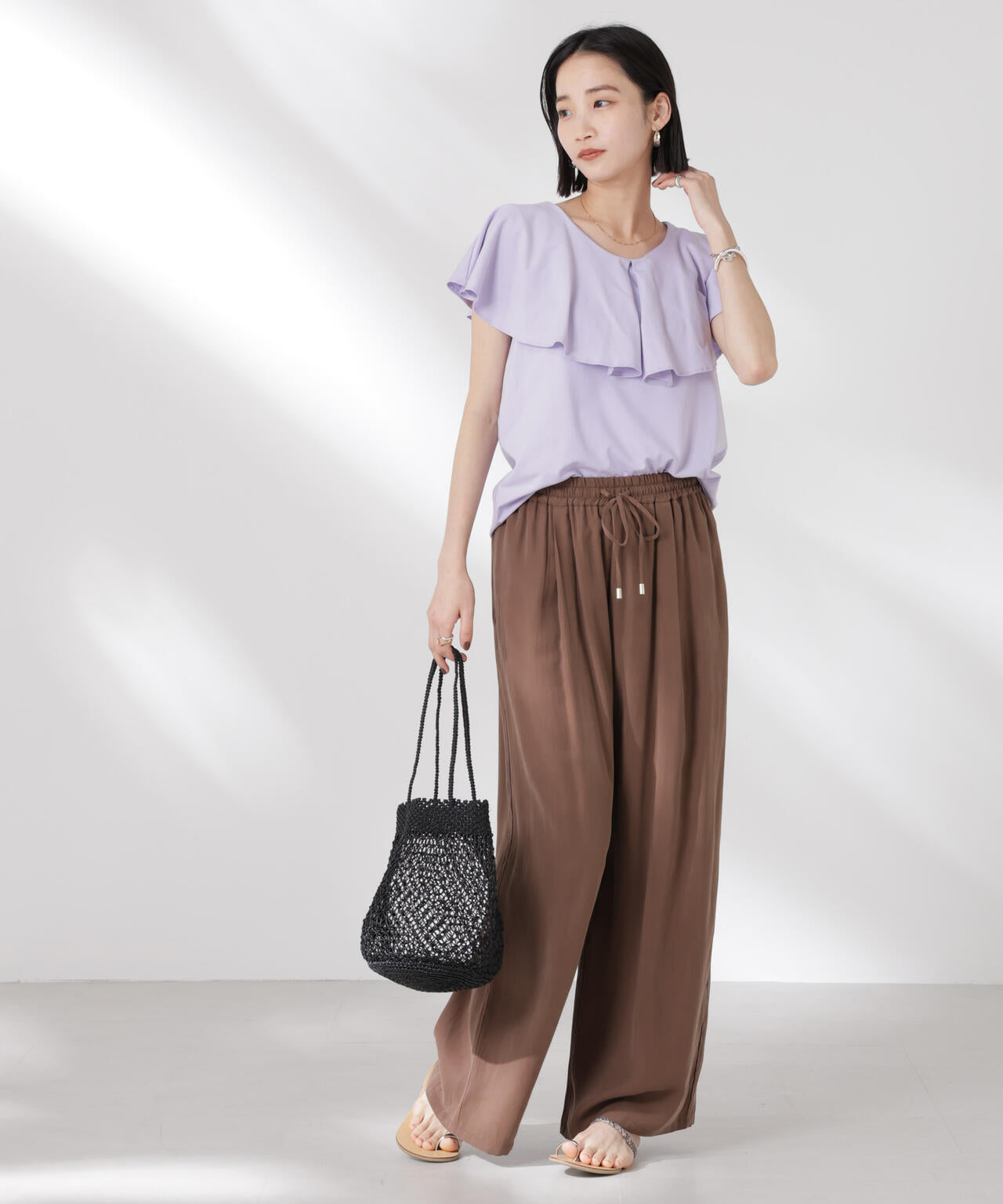 ラッフルカラーカットノースリーブトップス 6735124331