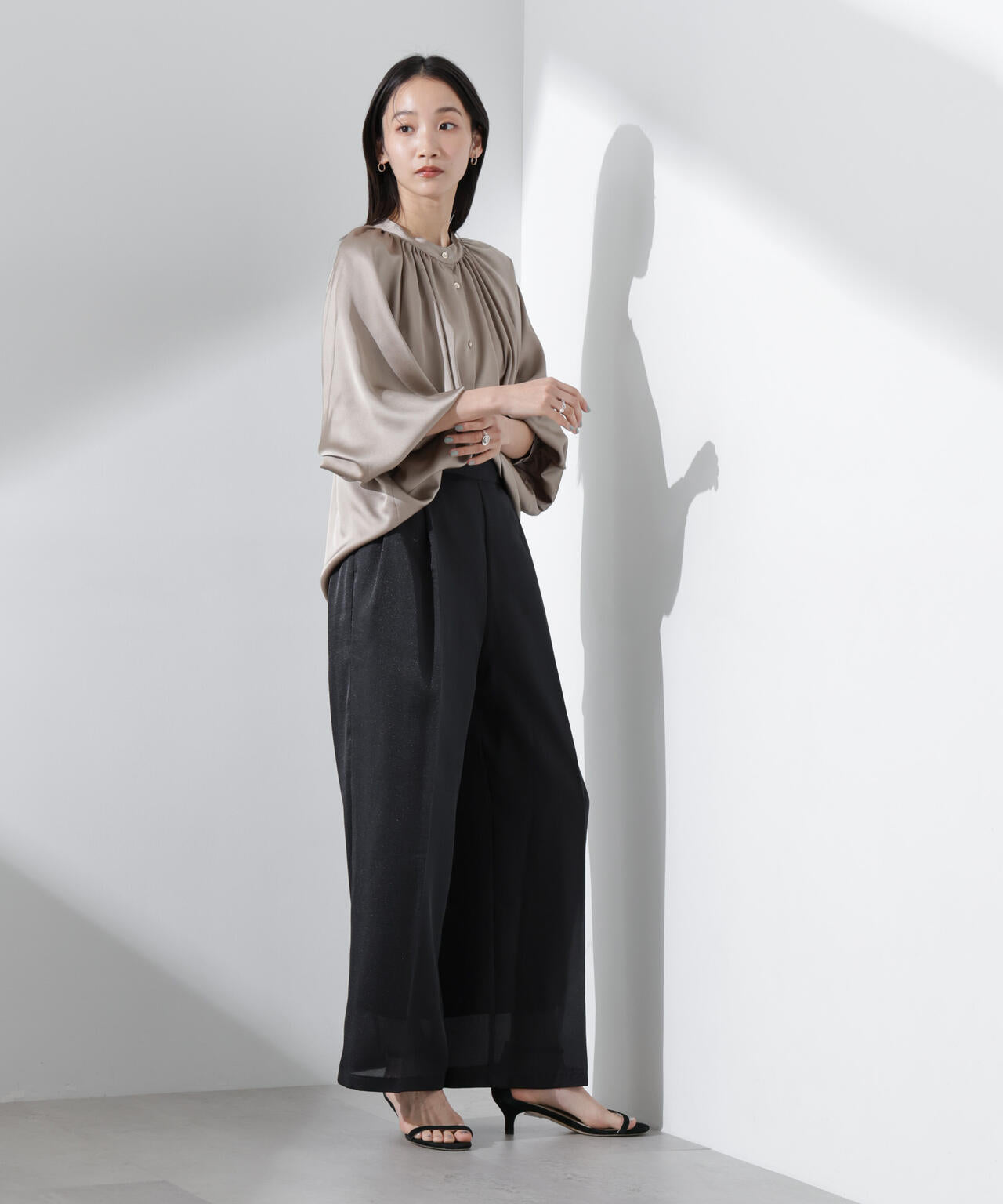 シアーヘムタックワイドパンツ 6735127312