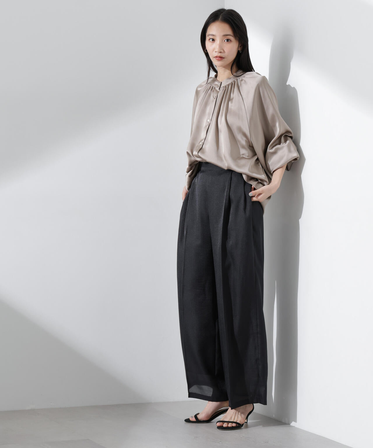 シアーヘムタックワイドパンツ 6735127312