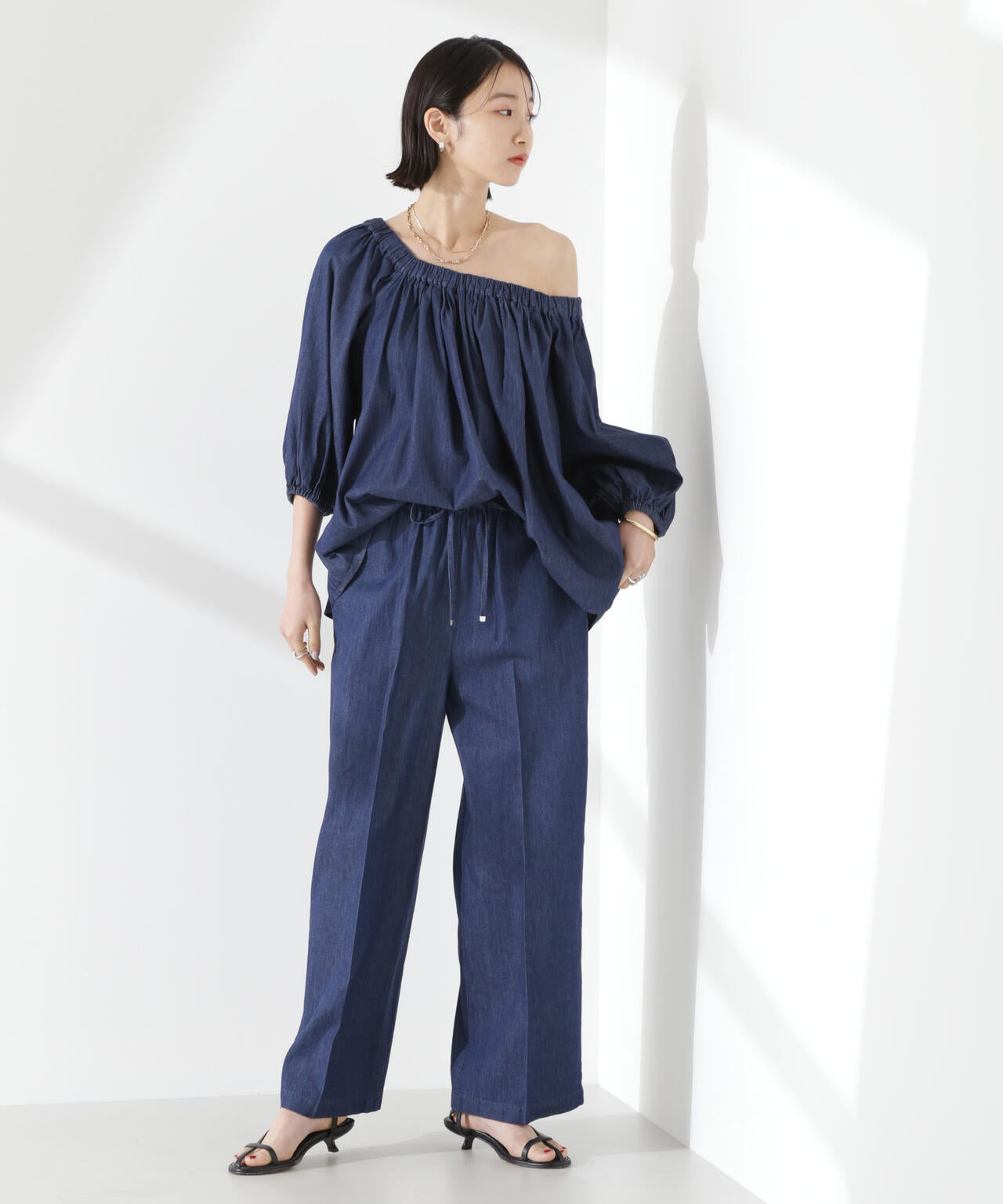 ライトデニムドロストセンタープレスパンツ(セットアップ可) 6735127316