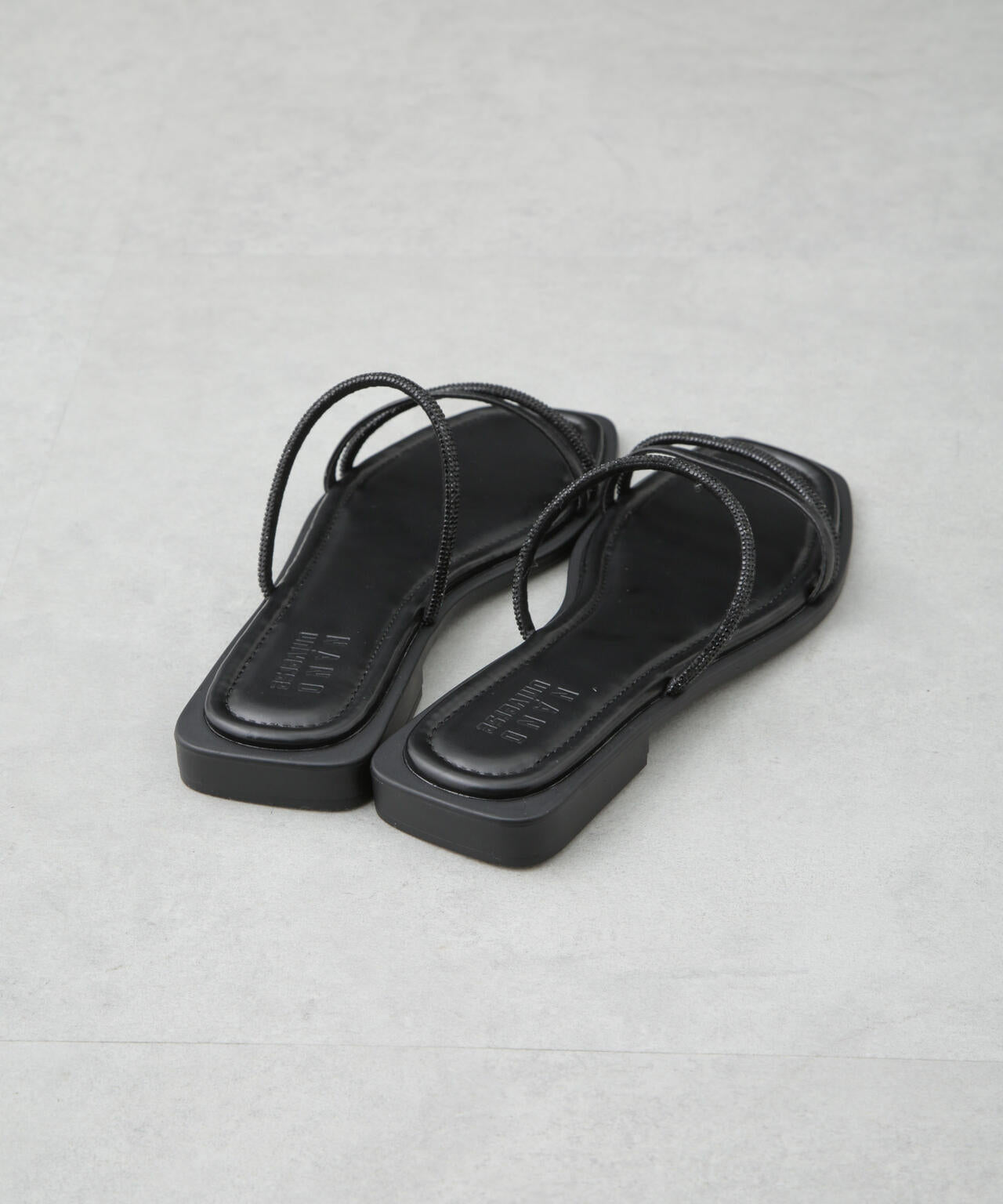 ラインストーン細ストラップサンダル 6735135303