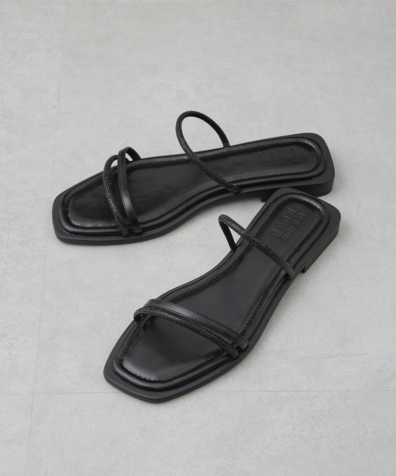 ラインストーン細ストラップサンダル 6735135303